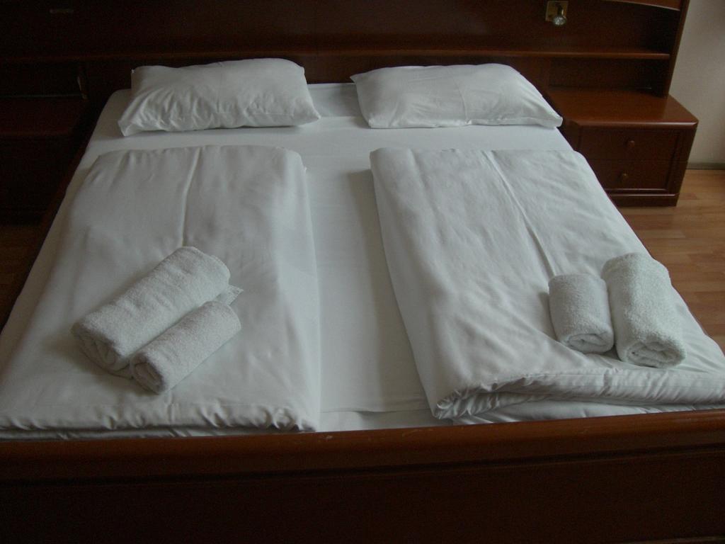 Hotel Peck Viyana Oda fotoğraf